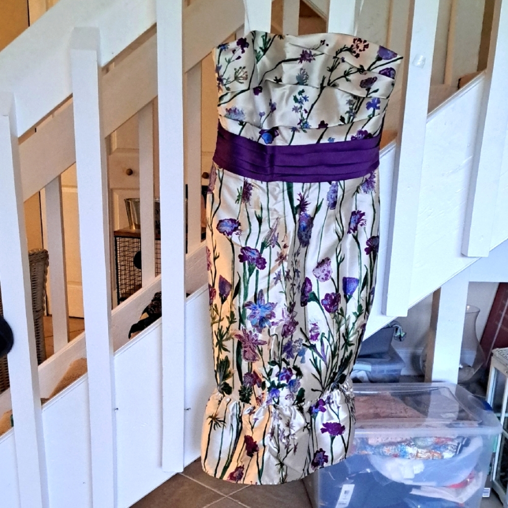Marchesa Notte  NWT Ivory & Purple Floral Bandeau Back Zip Dress Sz6 Gorgeous